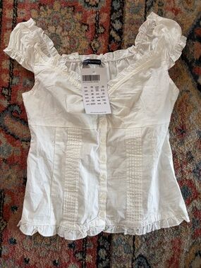 Brandy Melville White Ruffle Trim